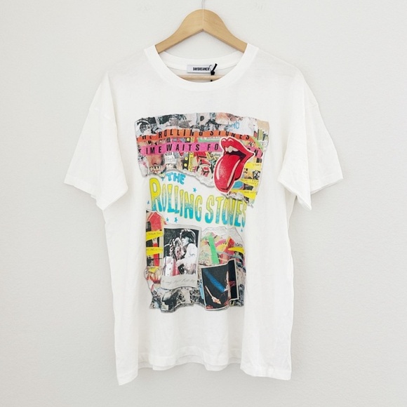Daydreamer Small Rolling Stones Graphic Tee - Picture 4 of 10